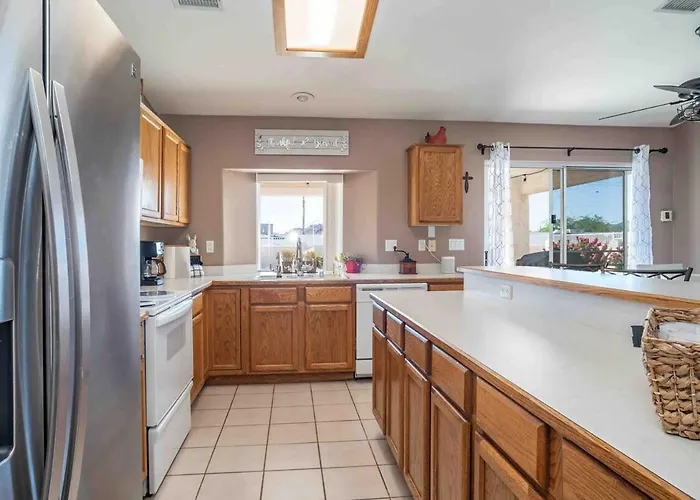 Holiday home Pet Friendly, Pool, Spa, Boat Parking *