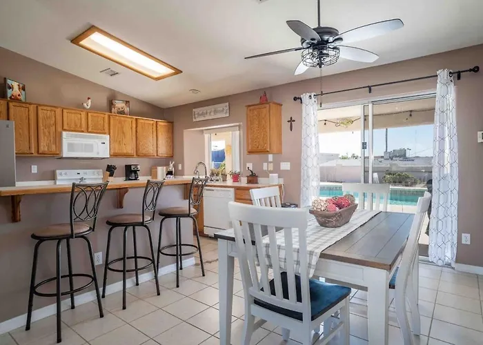 Pet Friendly, Pool, Spa, Boat Parking