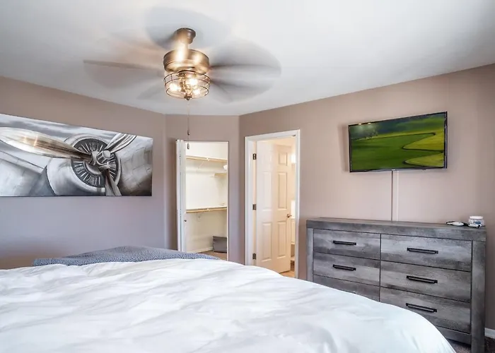 Holiday home Pet Friendly, Pool, Spa, Boat Parking