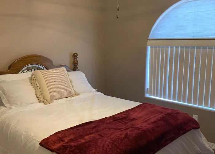 Holiday home Pet Friendly, Pool, Spa, Boat Parking
