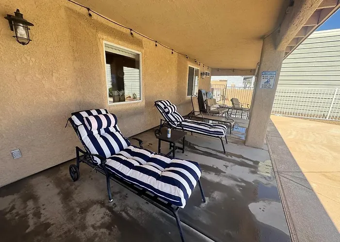 Pet Friendly, Pool, Spa, Boat Parking Holiday home *