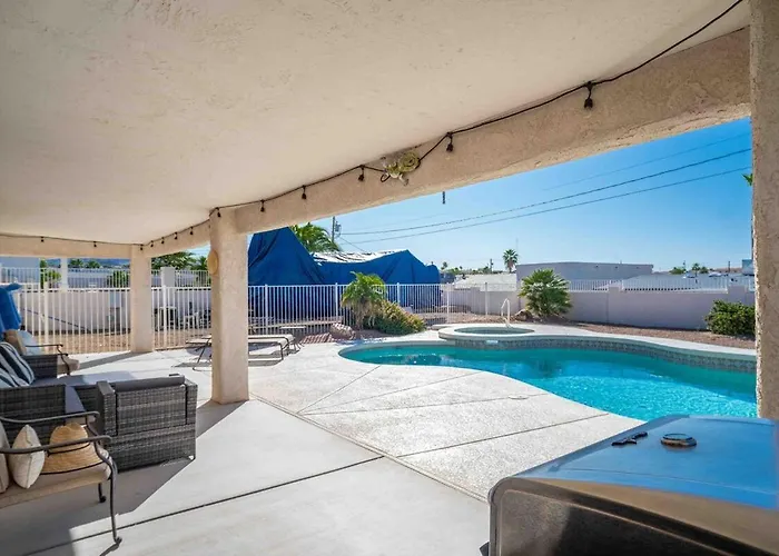 Pet Friendly, Pool, Spa, Boat Parking Holiday home *