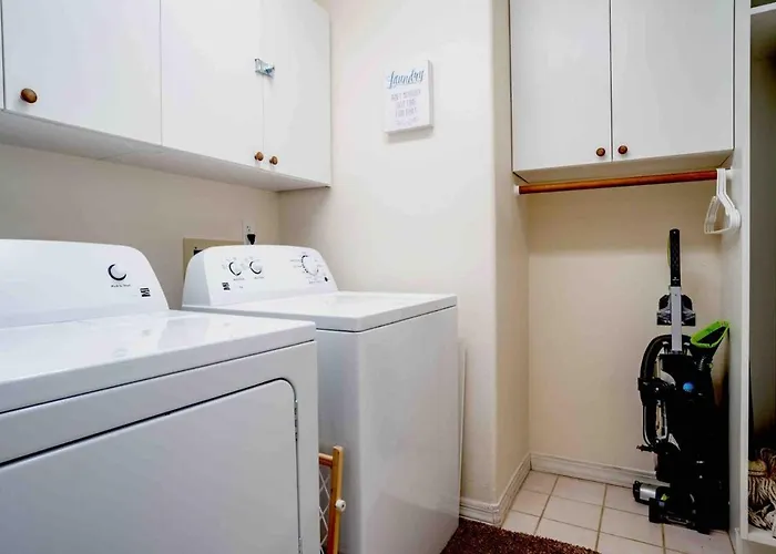 Pet Friendly, Pool, Spa, Boat Parking Lake Havasu City